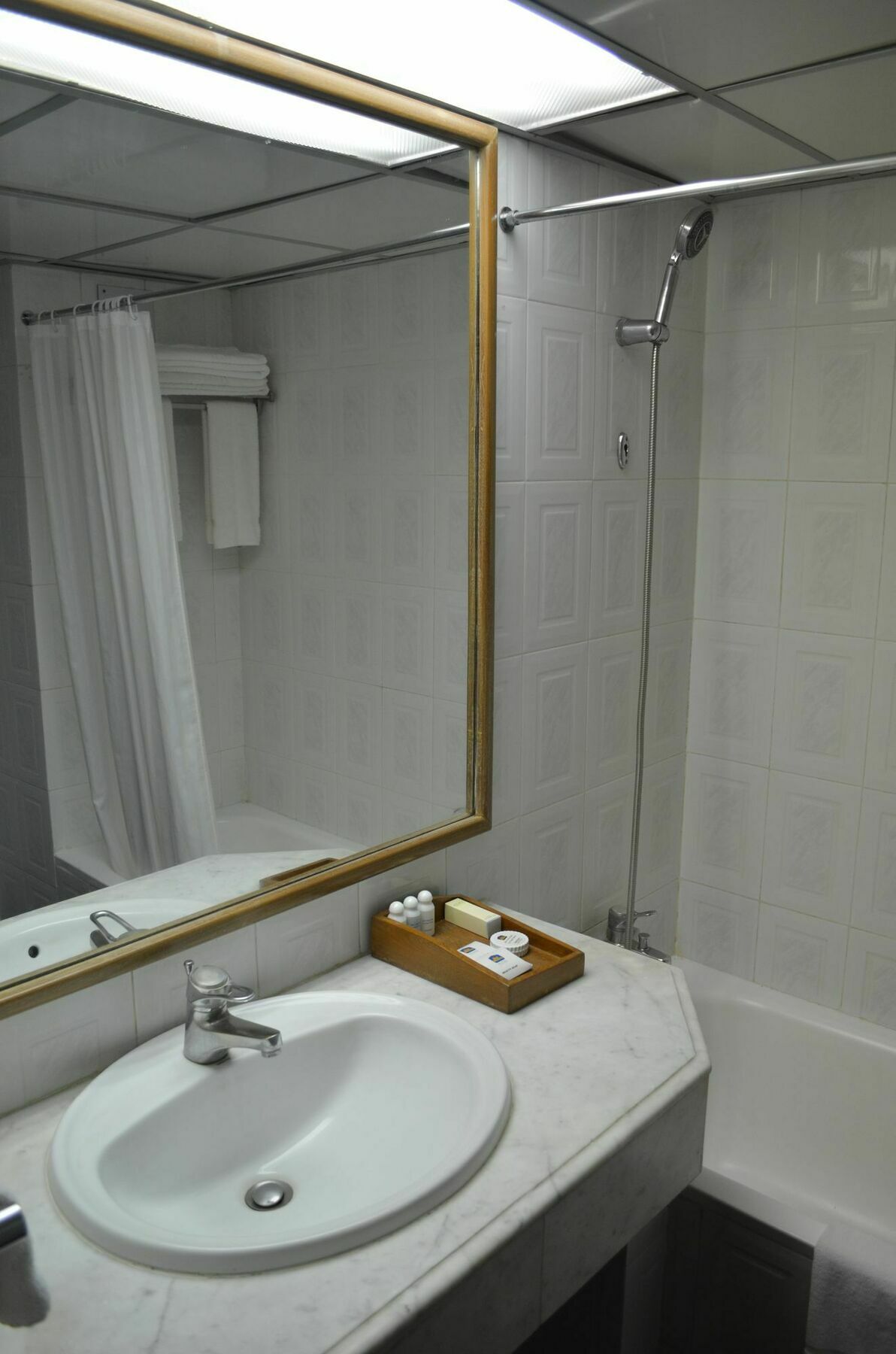 La Vinci Hotel Dhaka Bagian luar foto